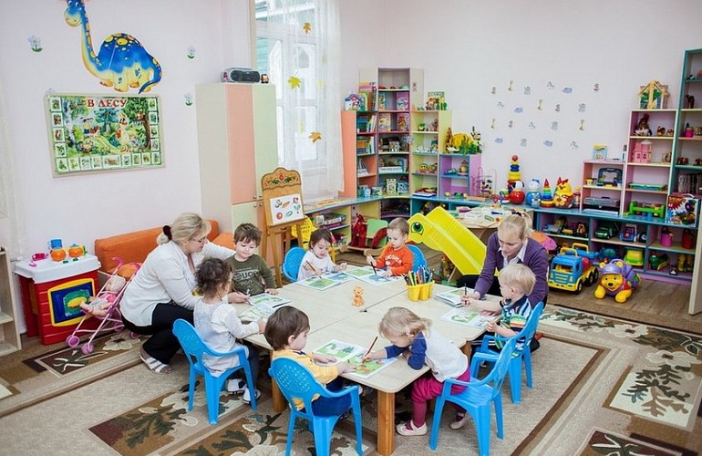 Александр Высокинский рассказал, когда группы детских садов города будут заполнены на 100%